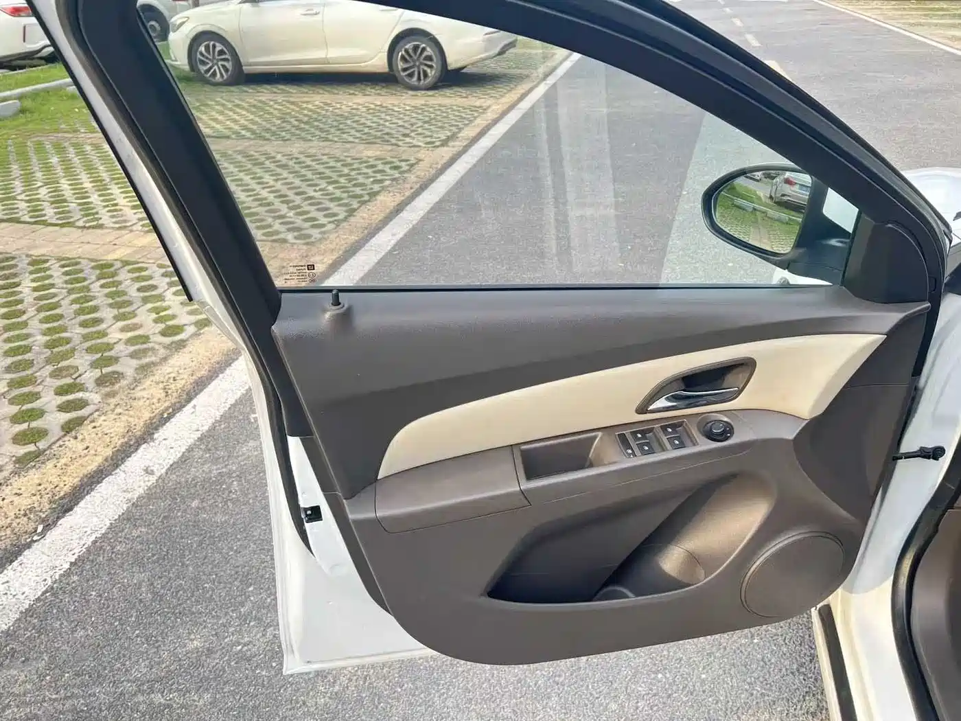Chevrolet Cruze 2015 1.5L Classic SE AT фото 10