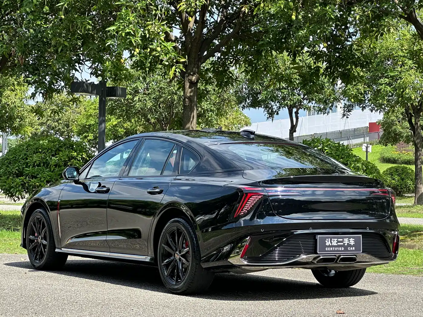 Hongqi H6 2025 Model 2.0T Fashion Edition фото 32