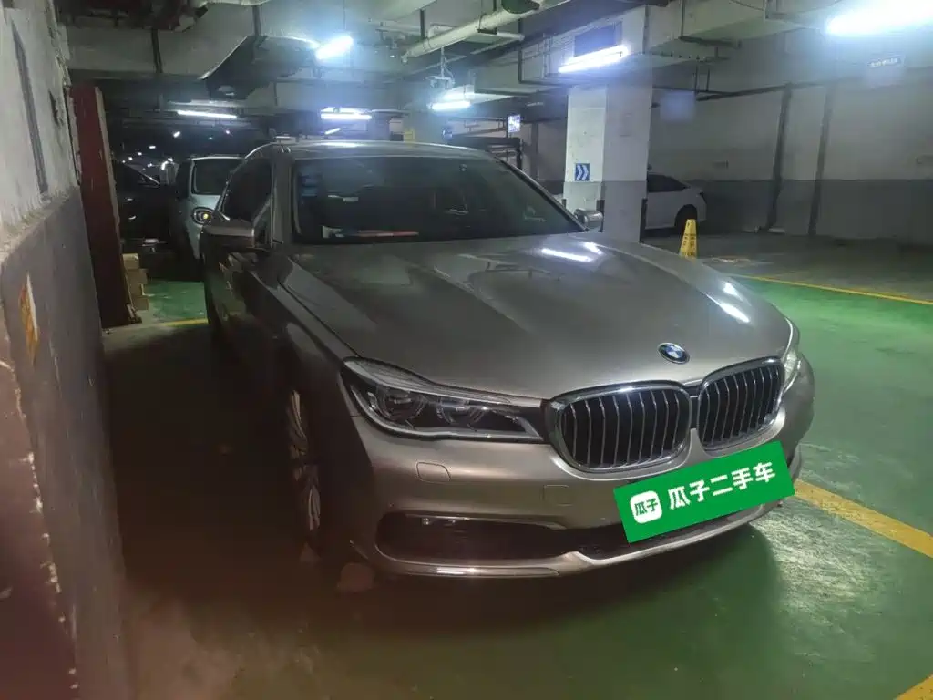 Фото 24 - BMW 7 Series