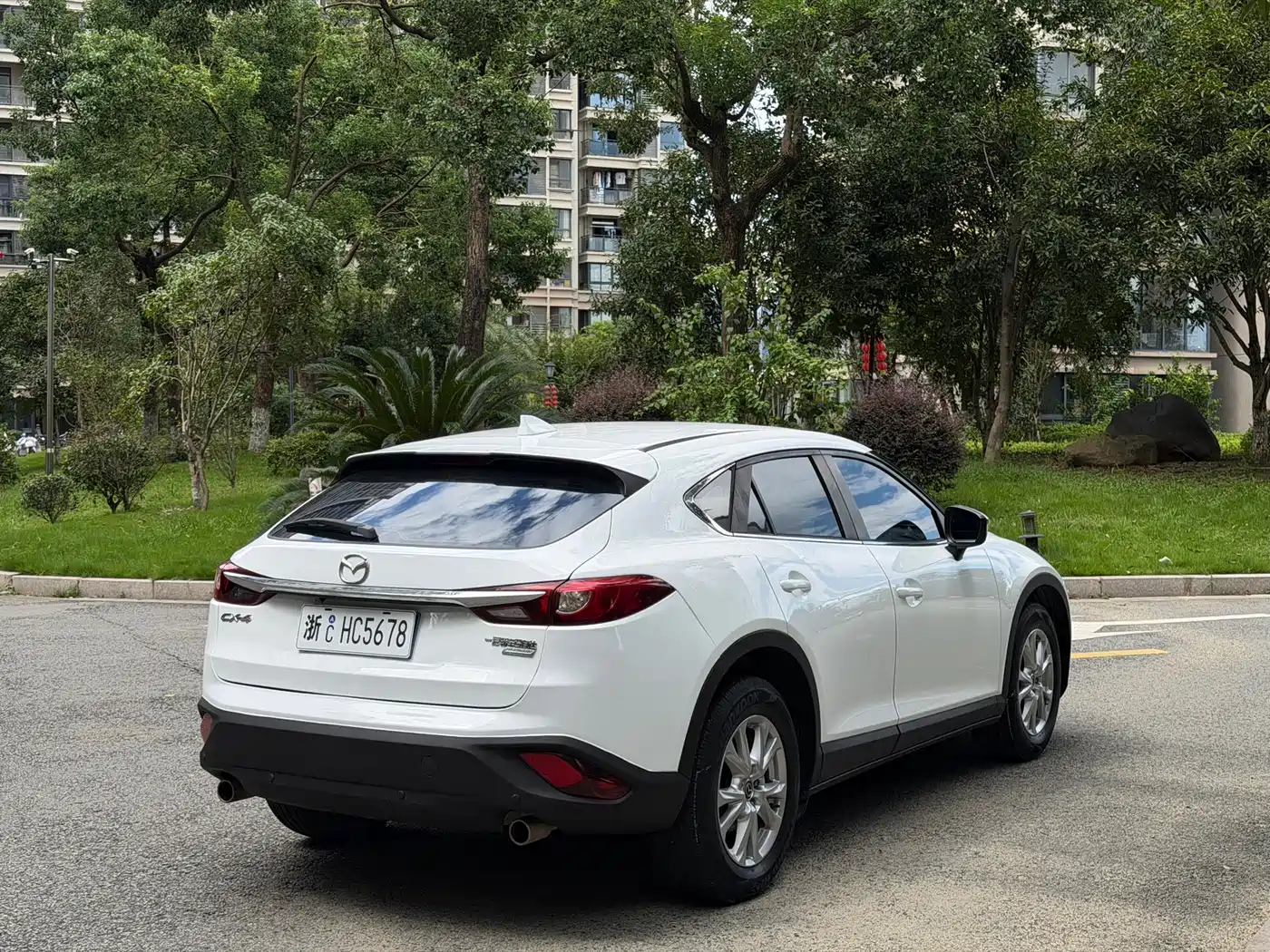 Mazda CX-4 2017 2016 2.0L Automatic 2WD Skyactiv Dynamic Edition