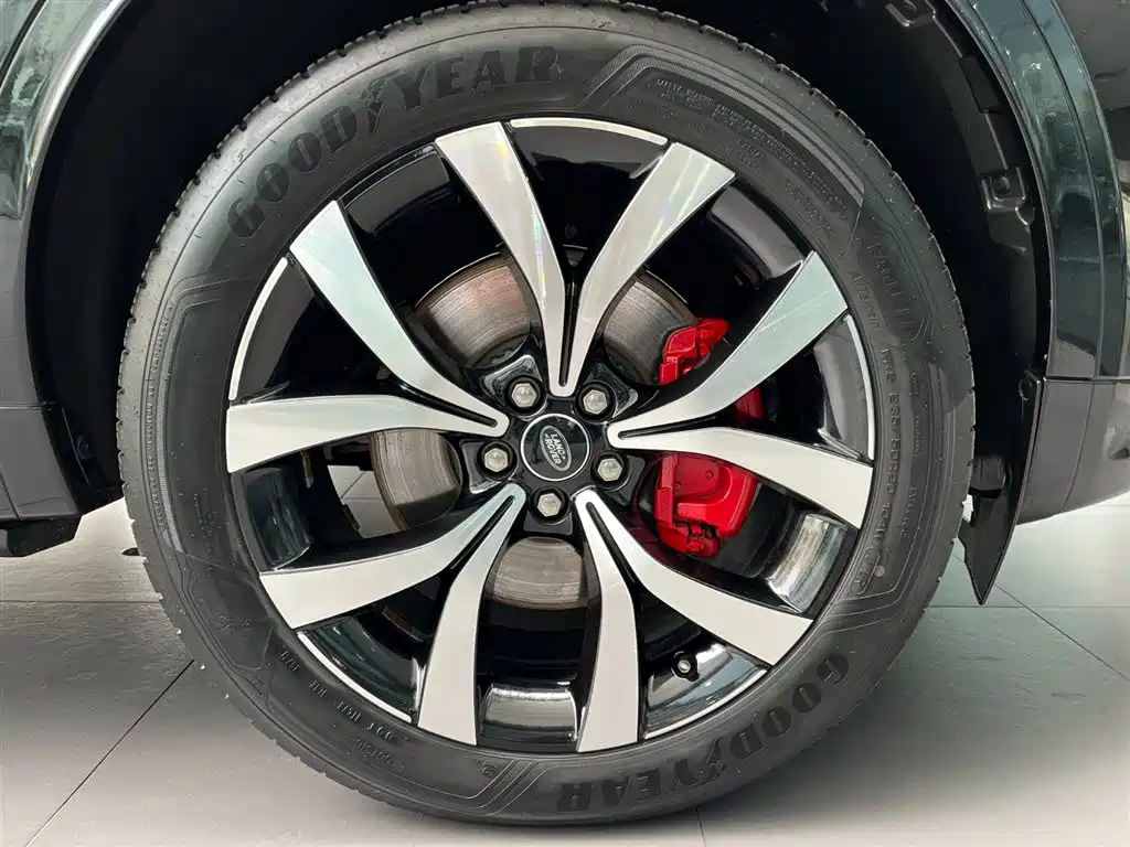 LAND ROVER DISCOVER SPORTS