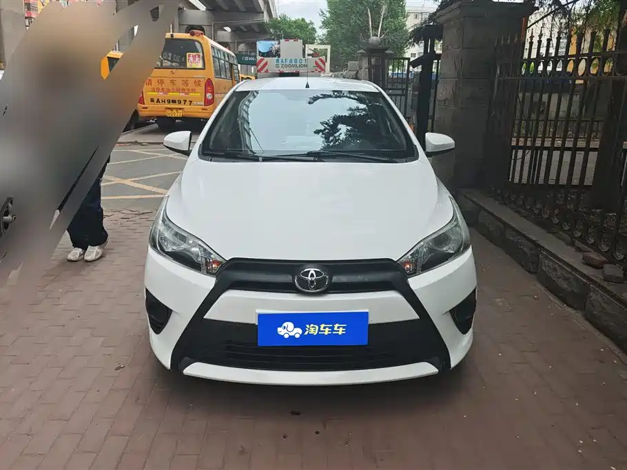Toyota YARiS L Zhi Xuan 2014 1.3E Manual Charming Edition фото 2
