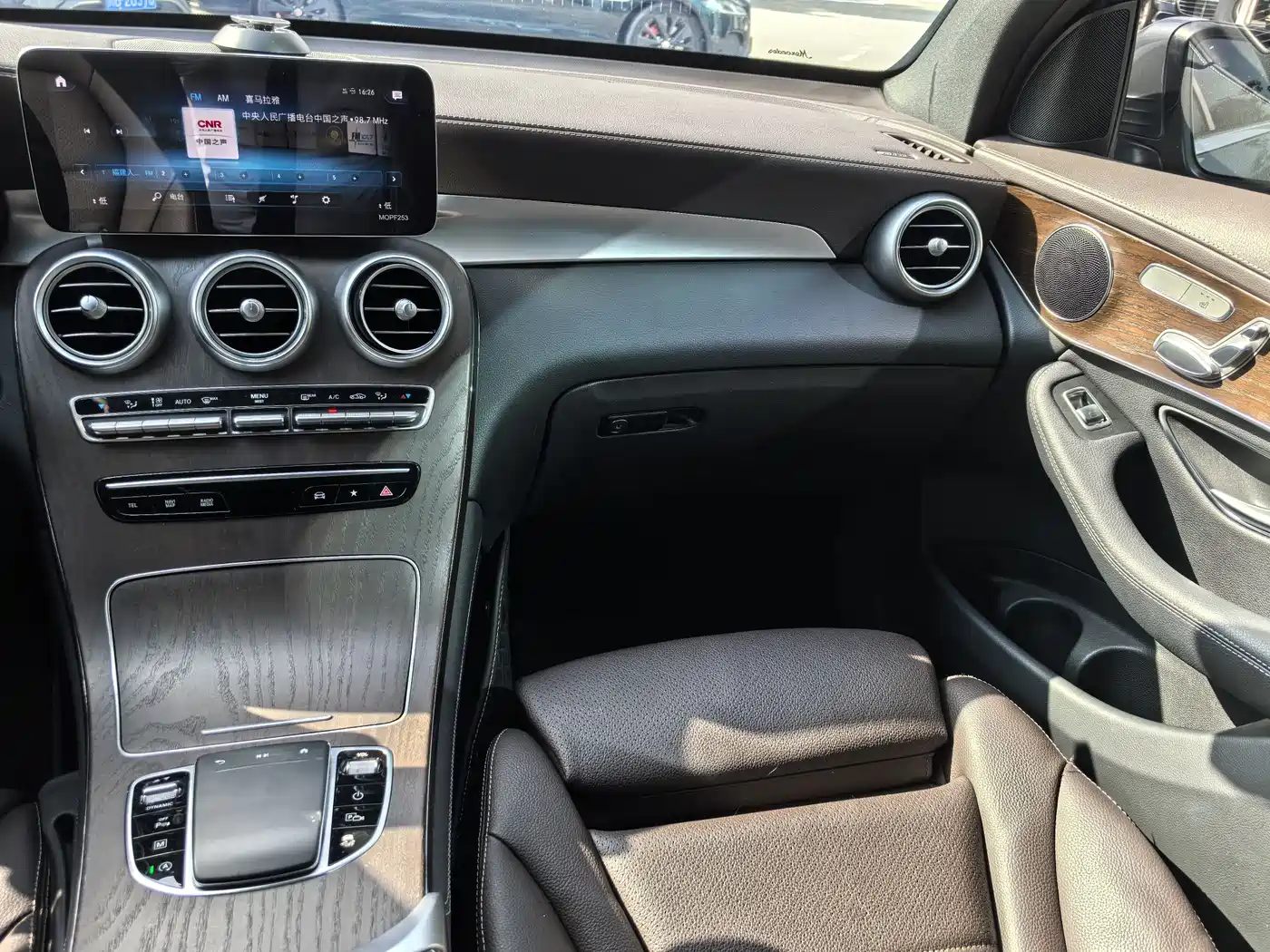 Mercedes-Benz GLC 2021 GLC 260 L 4MATIC Luxury фото 13