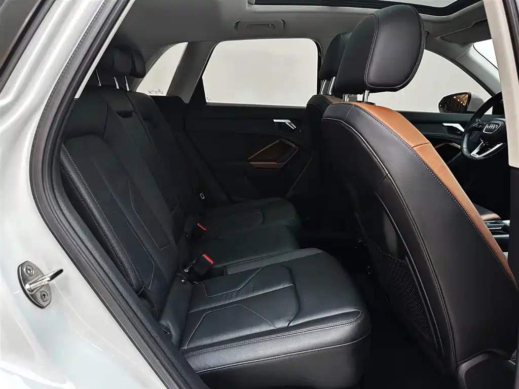 Audi Q3 2022 35 TFSI Fashion Elegance фото 23