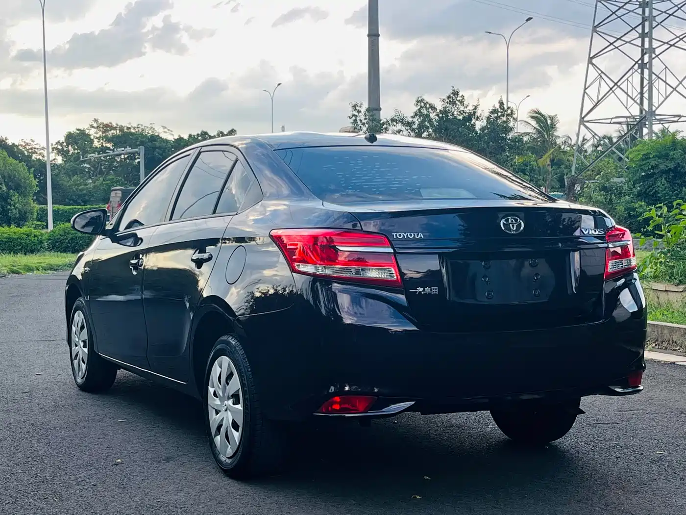 Toyota Vios 2017 1.5L CVT Pioneer фото 4