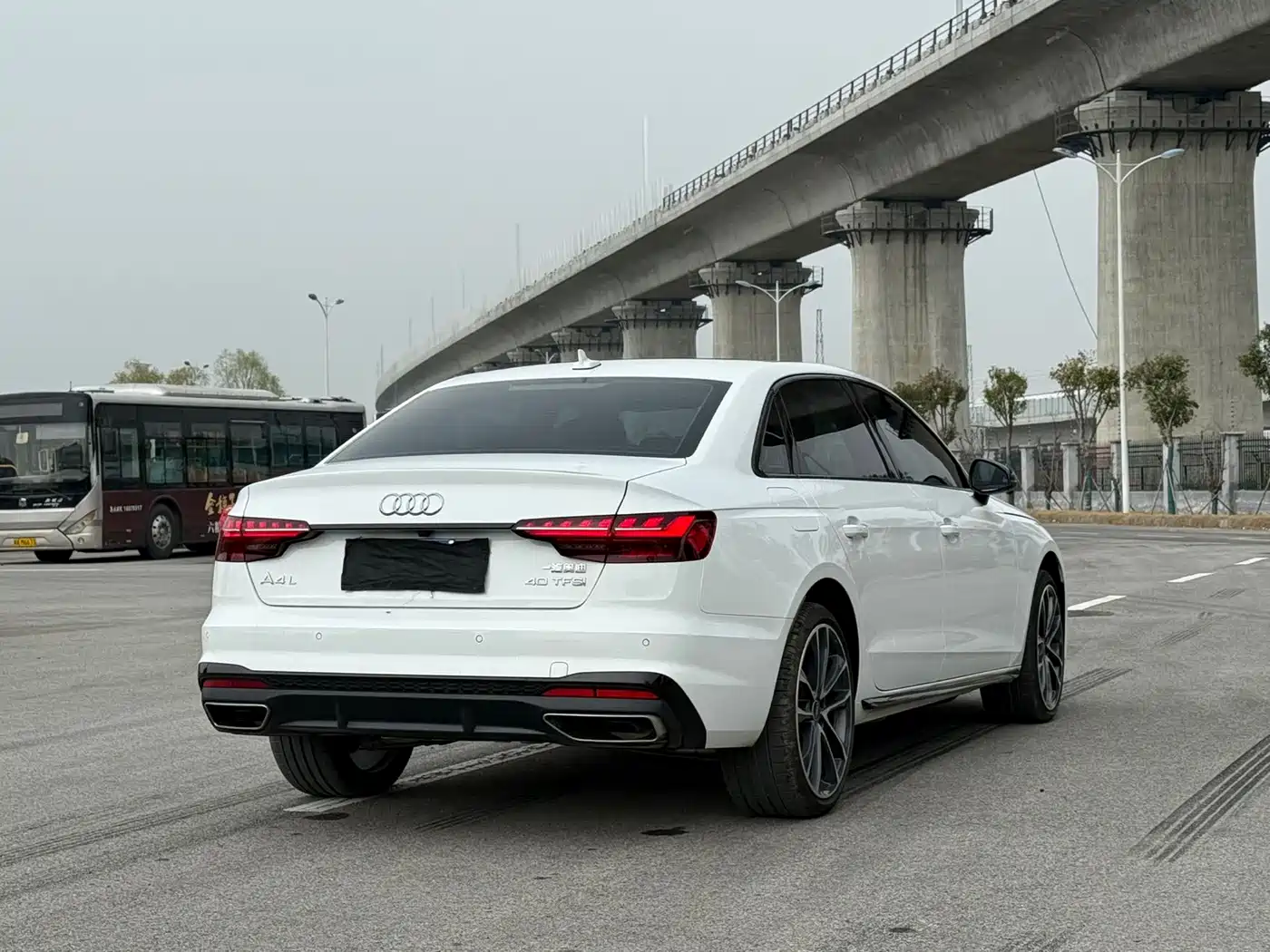 Audi A4L 2025 2024 40 TFSI Luxury Dynamic