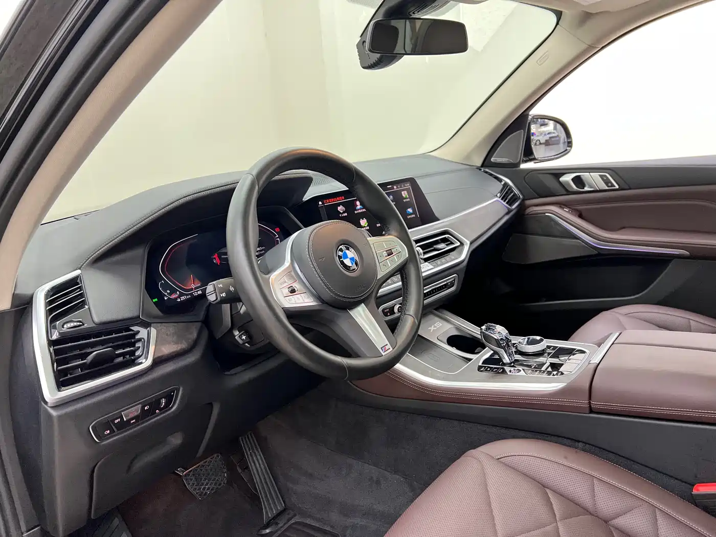 BMW X5 2022 xDrive 30Li Premium M Sport Package фото 10