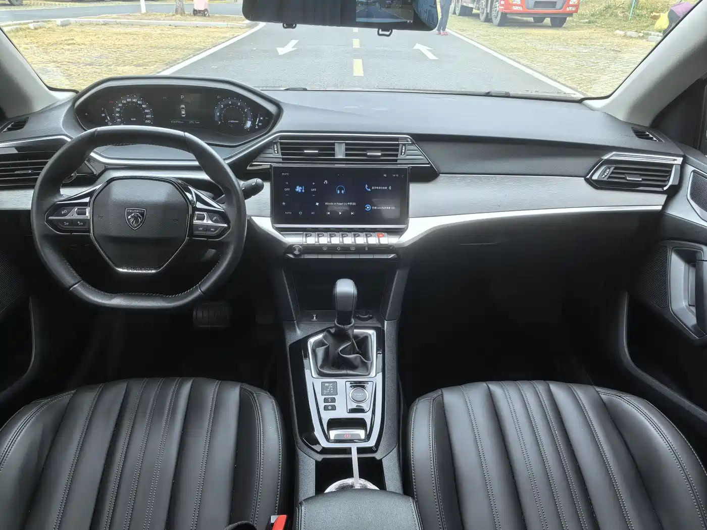 Peugeot 408 2022 1.6T Progressive Edition фото 17