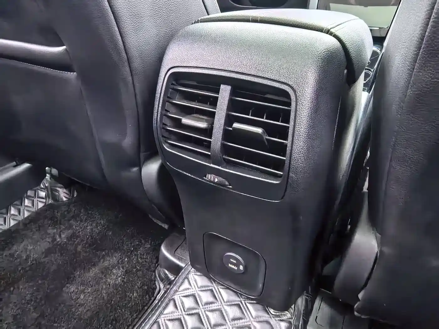 Ford Escape 2023 2020 EcoBoost 245 2WD Premium Edition