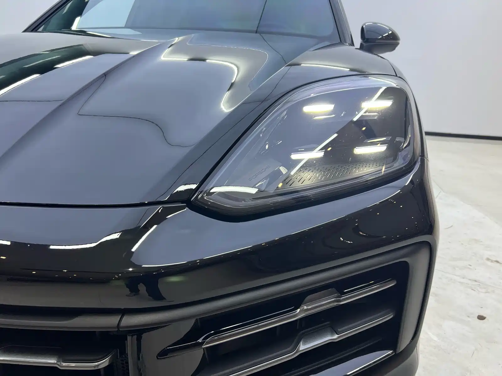 Фото 6 - Porsche Cayenne New Energy
