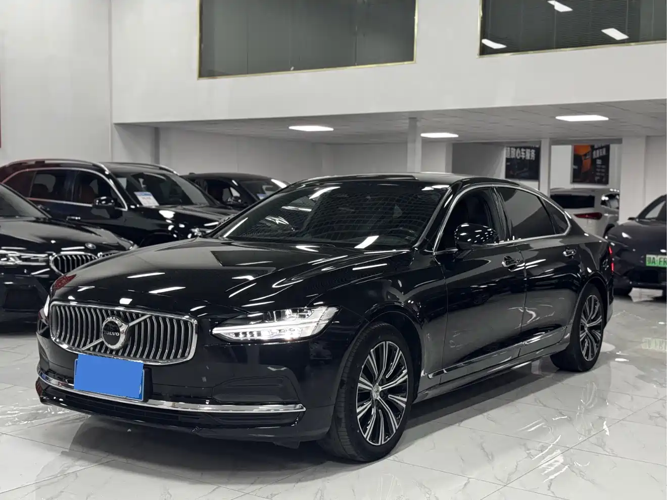 Photo 1 - Volvo S90