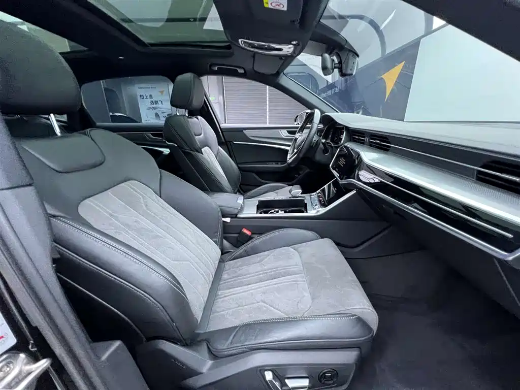 Audi Audi A6L New Energy 2022 55 TFSI e quattro 11