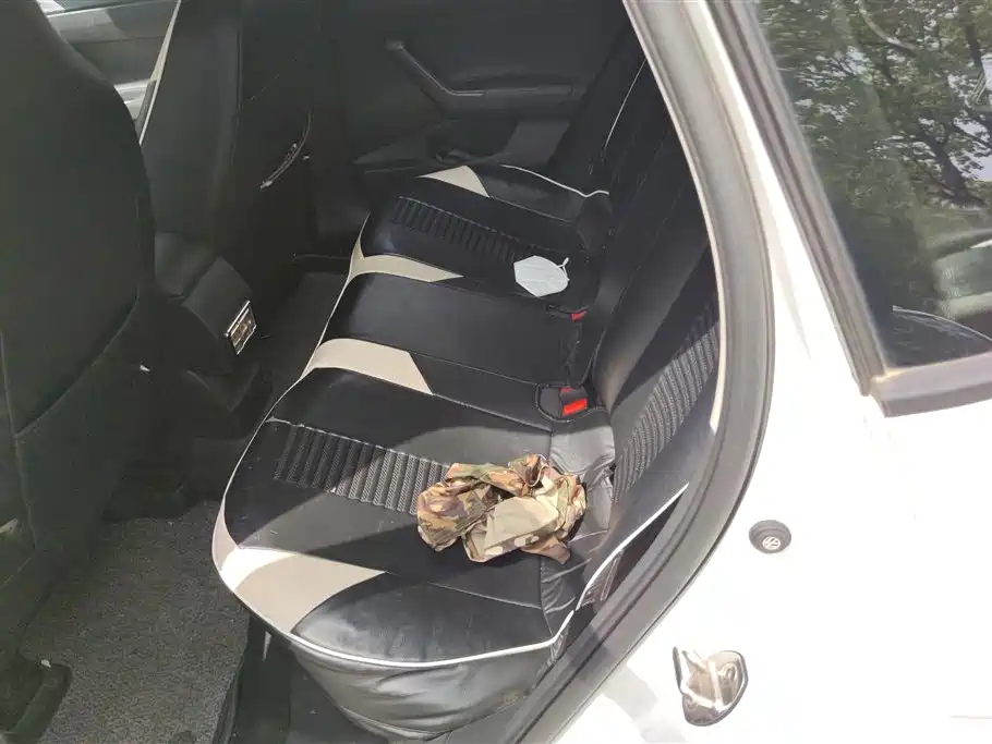 Volkswagen Polo 2022 Plus 1.5L Automatic Joyful Living Edition фото 11