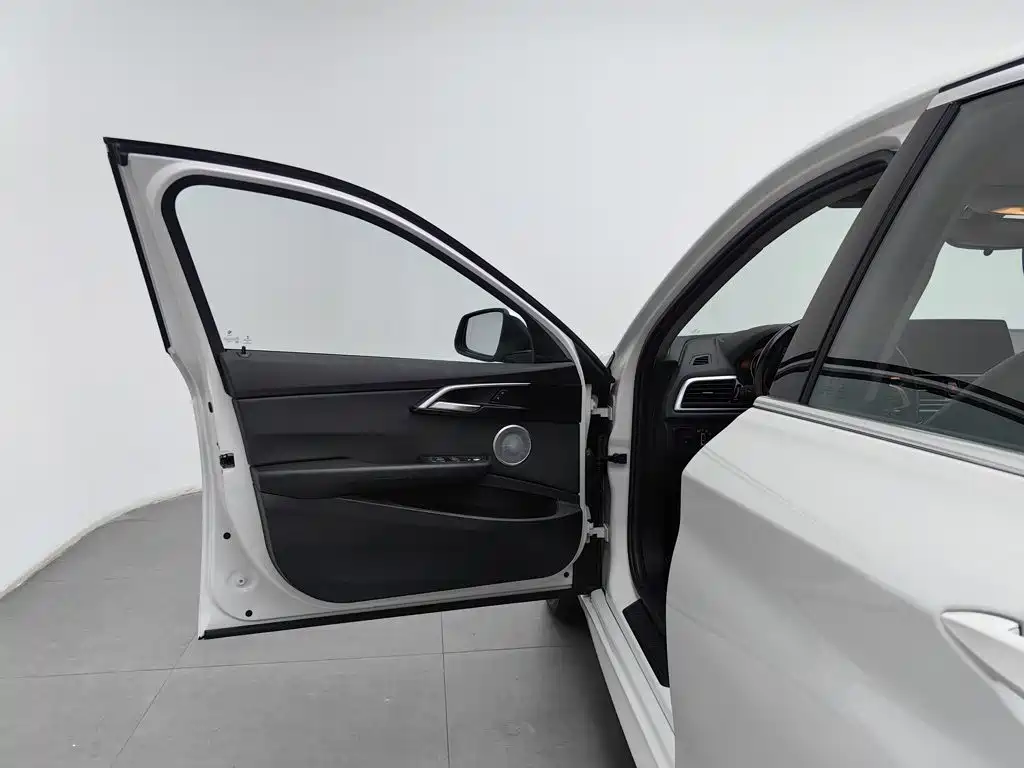 Фото 8 - BMW 1 Series