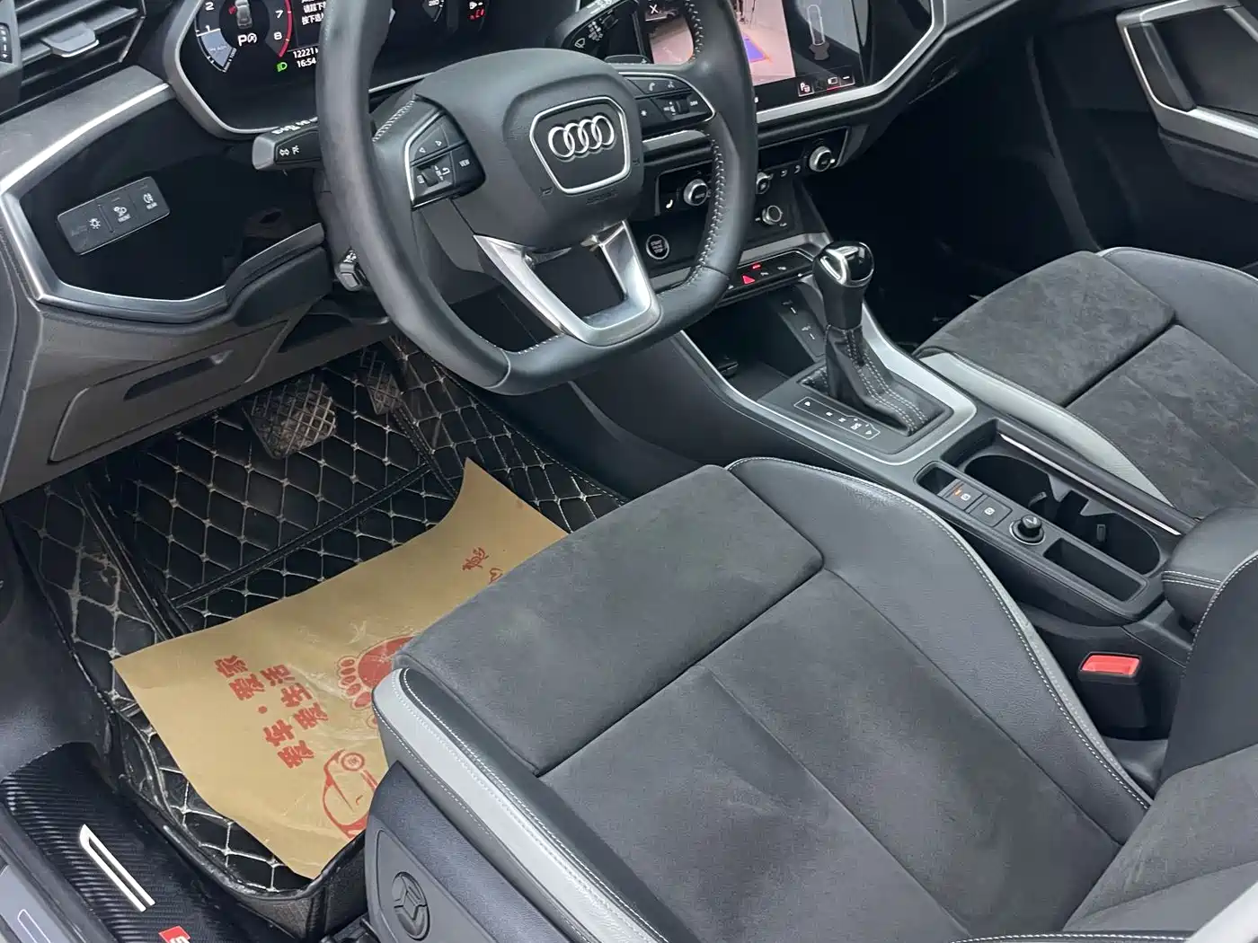 Audi Q3 2022 35 TFSI Fashion Dynamic фото 14