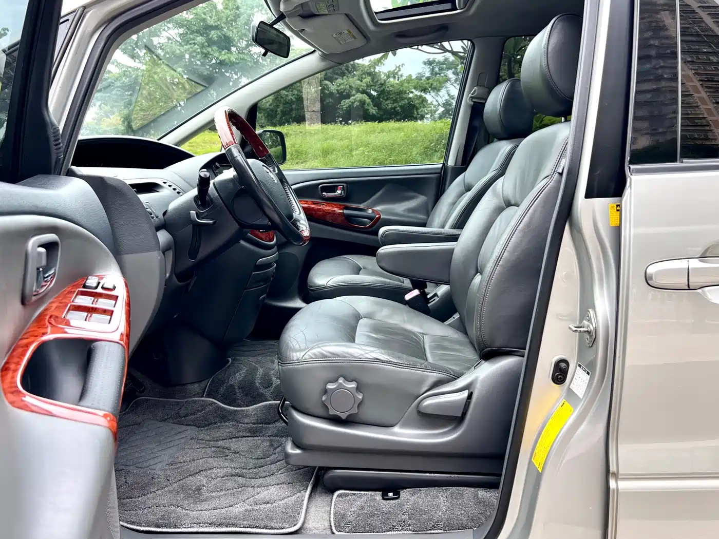 Toyota Previa 2004 2.4L AT фото 11