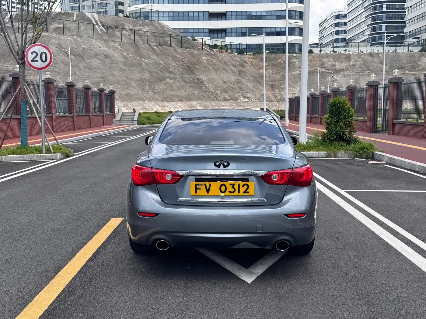 Infiniti Q50 2018 2014 3.7L Comfort Edition