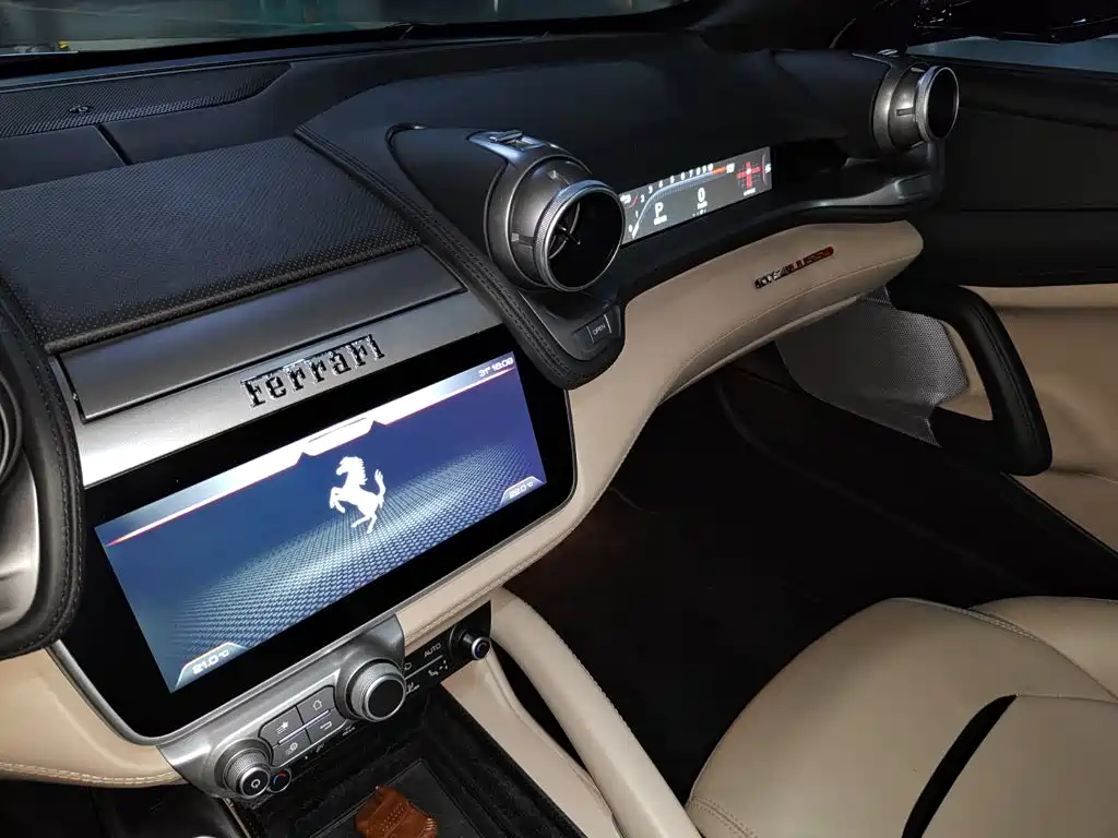 Ferrari GTC4Lusso 2019 2016 6.3L V12