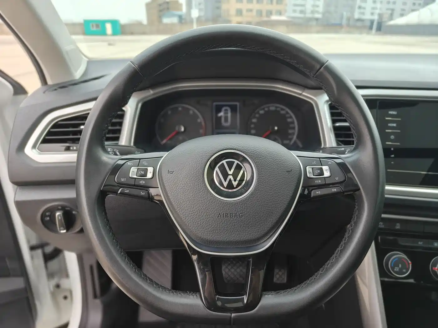 Volkswagen T-ROC 2022 280TSI DSG 2WD Elite PLUS фото 11