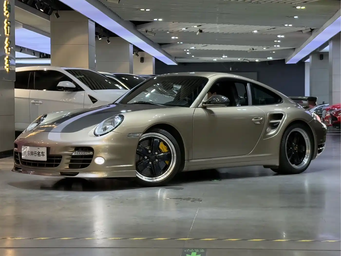 Porsche 911 2010 Turbo S 3.8T