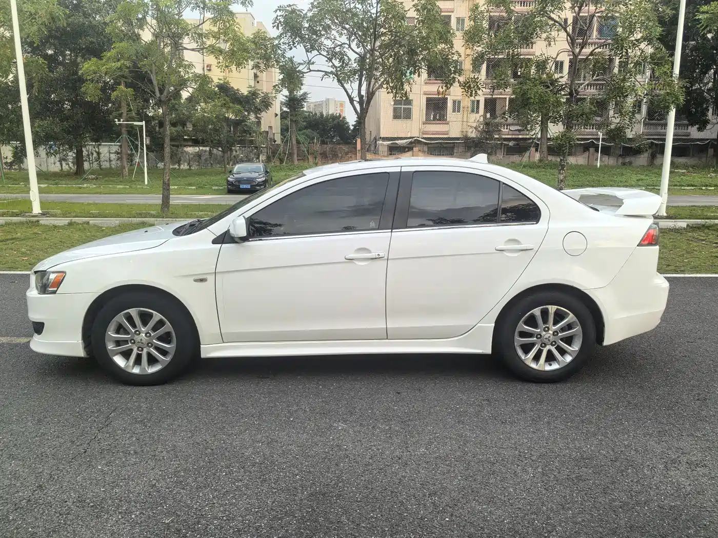 Mitsubishi Lancer EX 2012 Zhishang 1.8L CVT Luxury фото 6