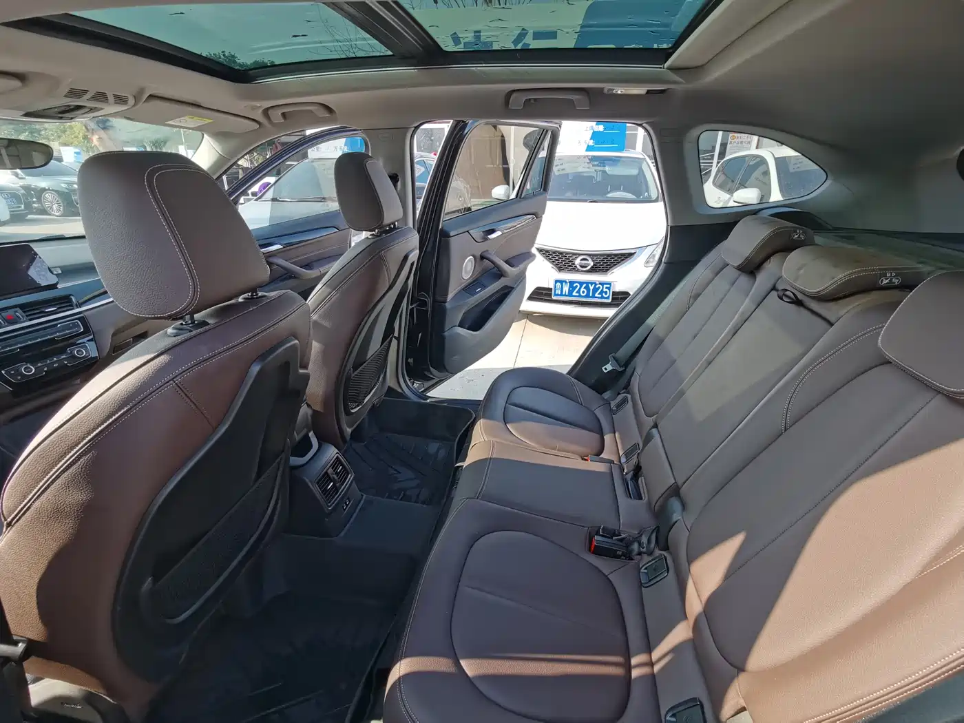 BMW X1 2021 sDrive25Li Leading фото 13