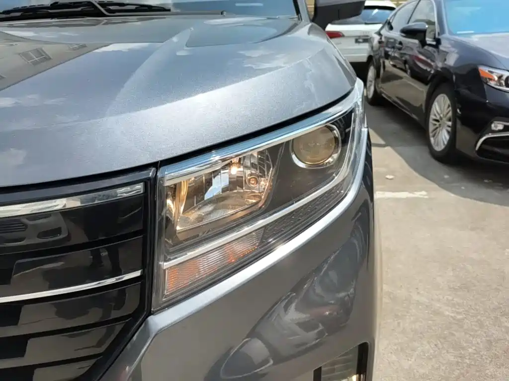 Wuling Motors Wuling Journey 2022 2021 1.5T Manual Luxury Commercial Vehicle