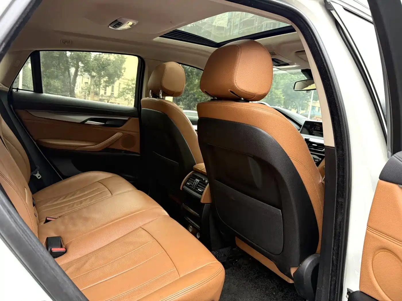 BMW X6 2015 xDrive35i Luxury Model фото 9