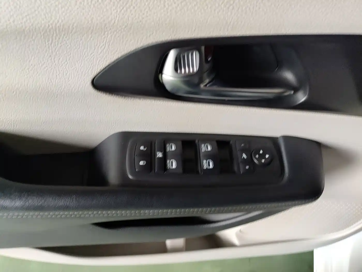 Chrysler Pacifica PHEV 2020 2019 3.6L Plug-in Hybrid