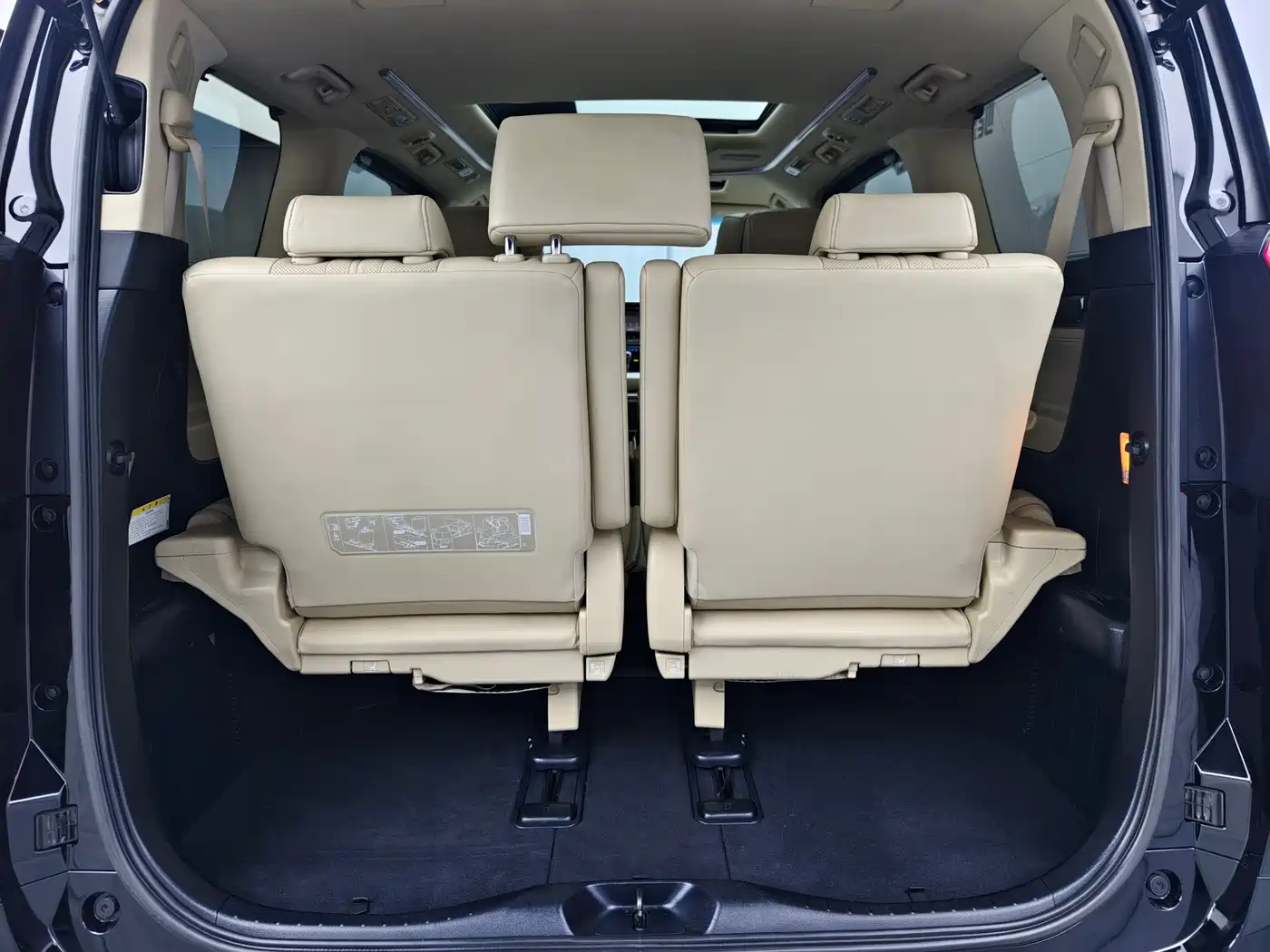 Toyota Alphard 2018 Facelift 3.5L Premium Edition фото 22