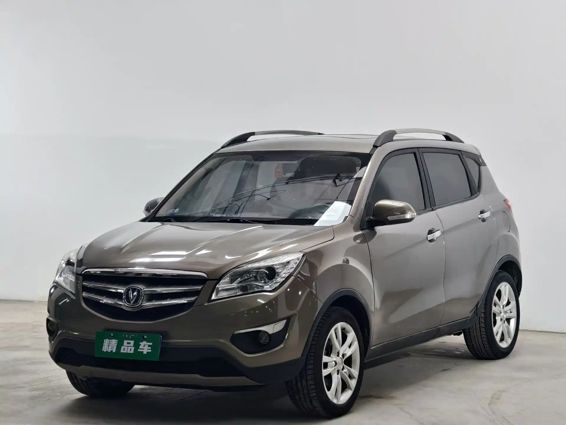 Фото 1 - Changan CS35