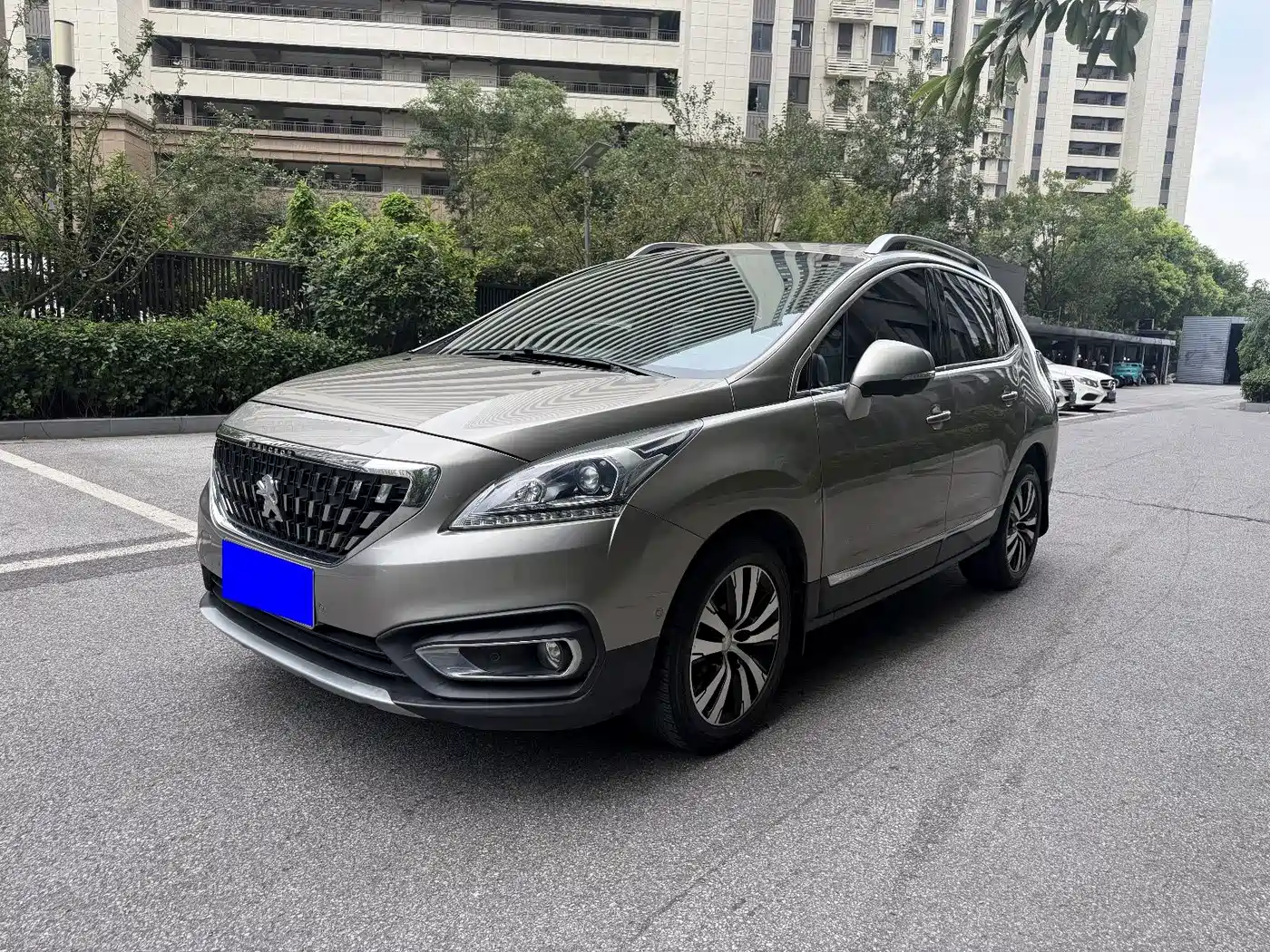 Фото 1 - Peugeot 3008