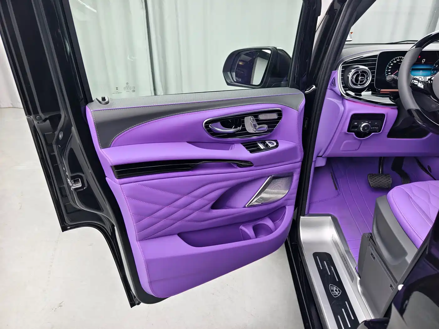 Mercedes-Benz Vito 2024 2.0T Business 7-Seater фото 7