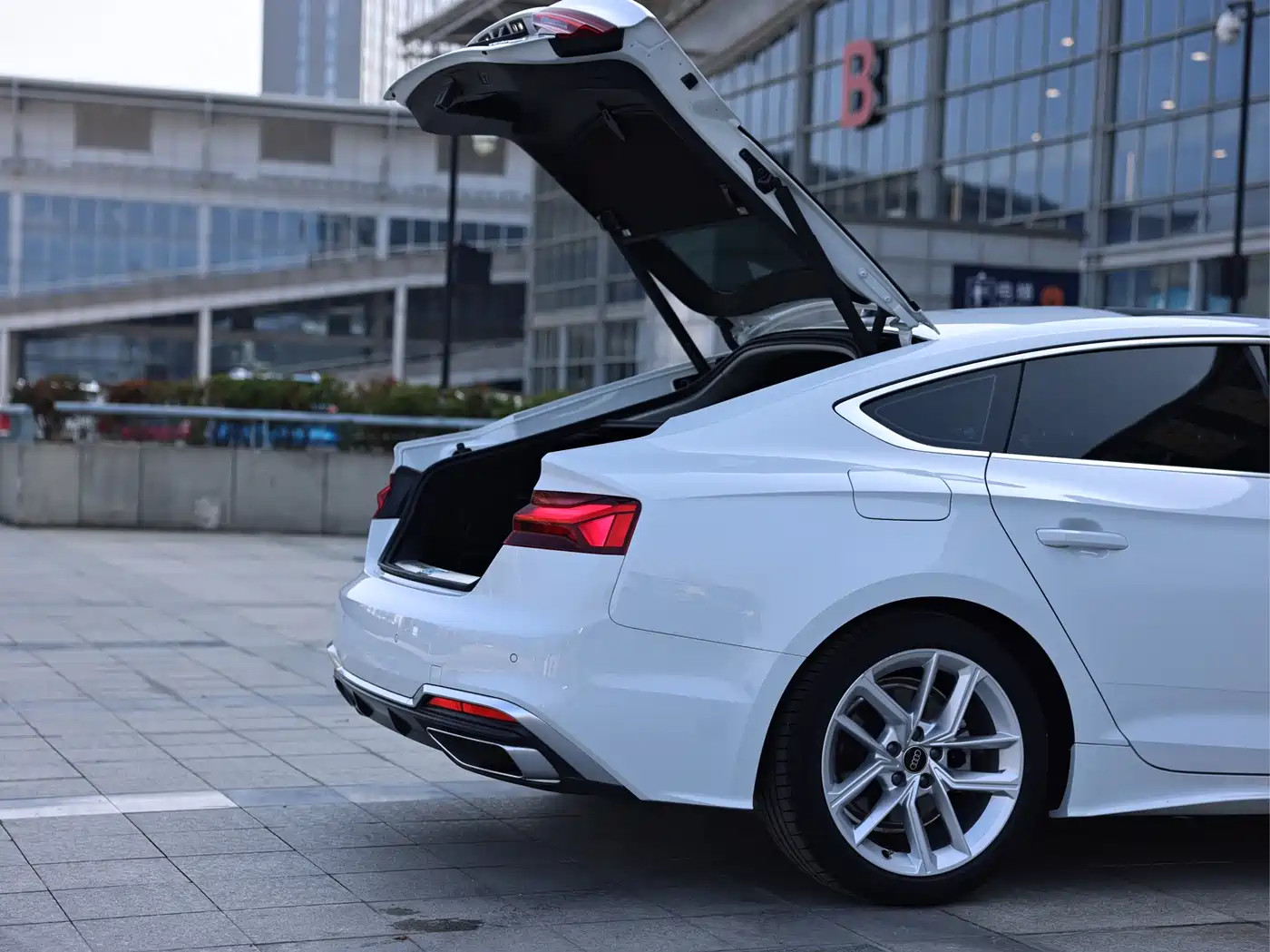 AUDI A5 (IMPORT)