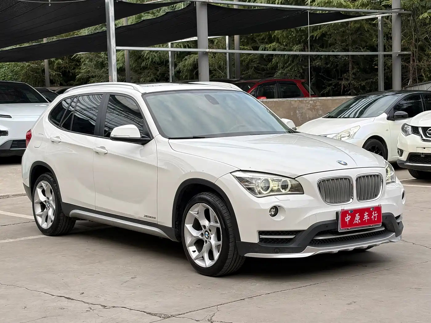 Photo 3 - BMW X1