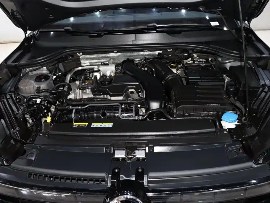 Photo 19 - Volkswagen Sagitar
