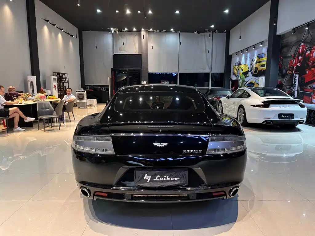 Фото 6 - Aston Martin Rapide