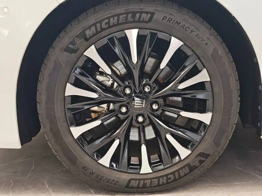 Toyota Vellfire 2025 2024 Crown Hybrid 2.5L Executive Premium Edition