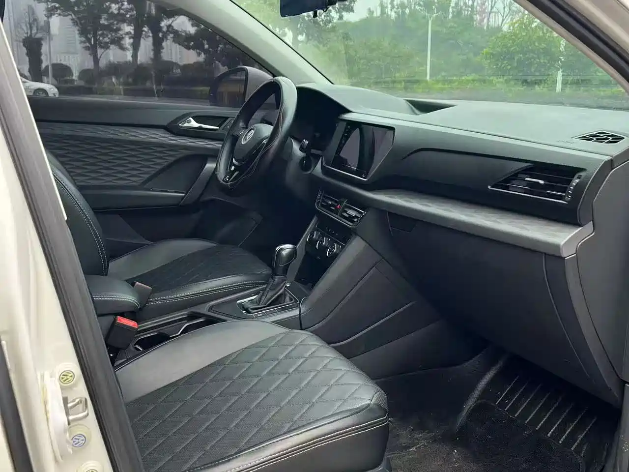 Volkswagen Tharu 2022 280TSI 2WD Trend фото 4