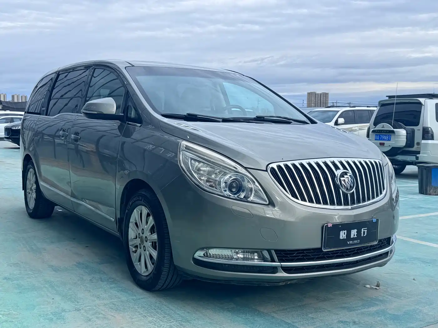 Buick GL8 2011 2011 3.0L XT Luxury Business Flagship