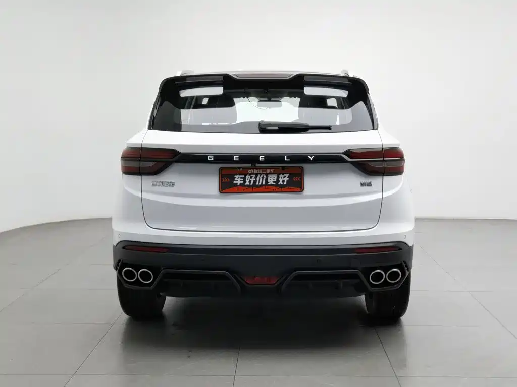 Фото 4 - Geely Coolray