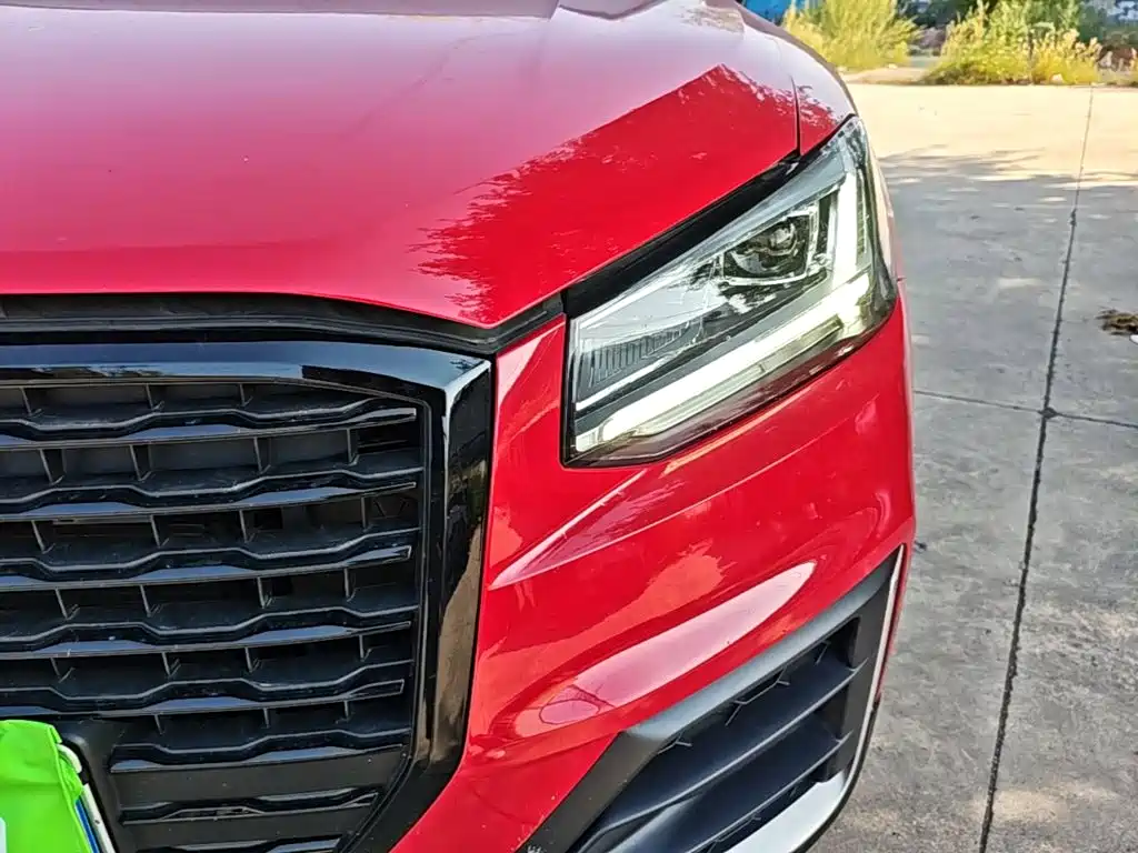 Audi Q2L 2019 2018 35 TFSI Launch Exclusive Edition China VI