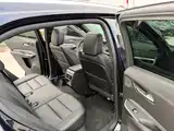 Photo 11 - Cadillac XT4