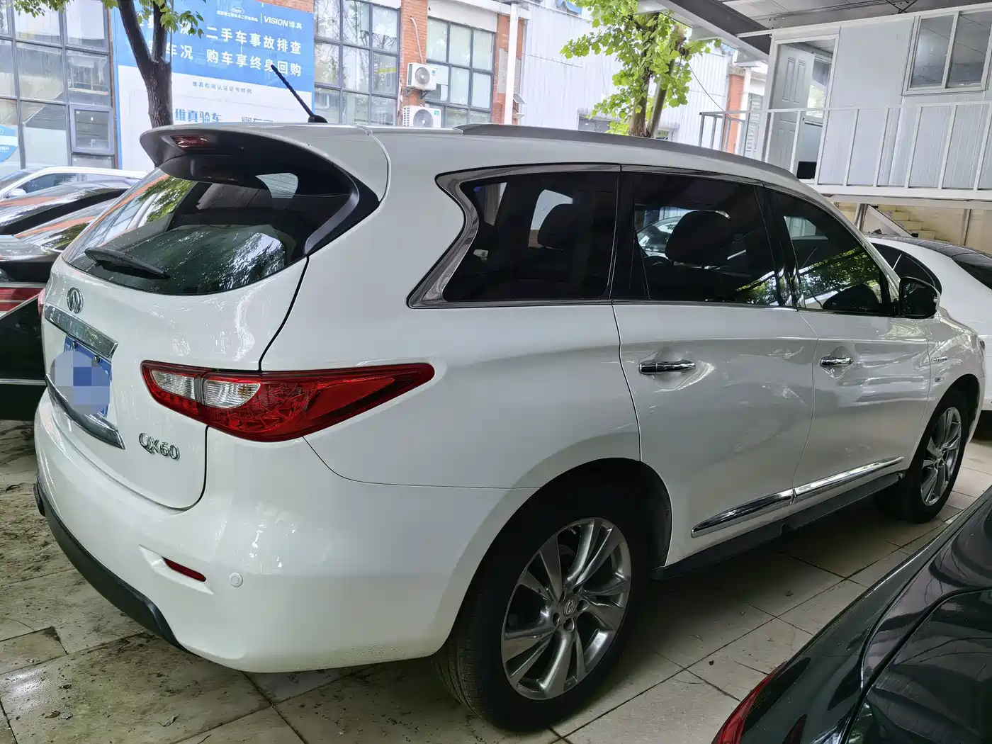 Infiniti QX60 (Import) 2015 2014 Model 2.5 S/C Hybrid 2WD Excellence Edition