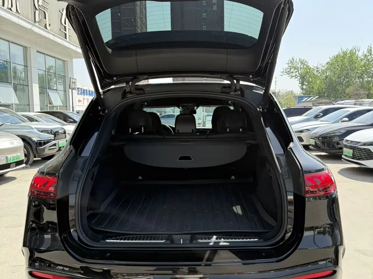Mercedes-Benz EQS SUV 2023 450 4MATIC Pioneer Edition фото 8