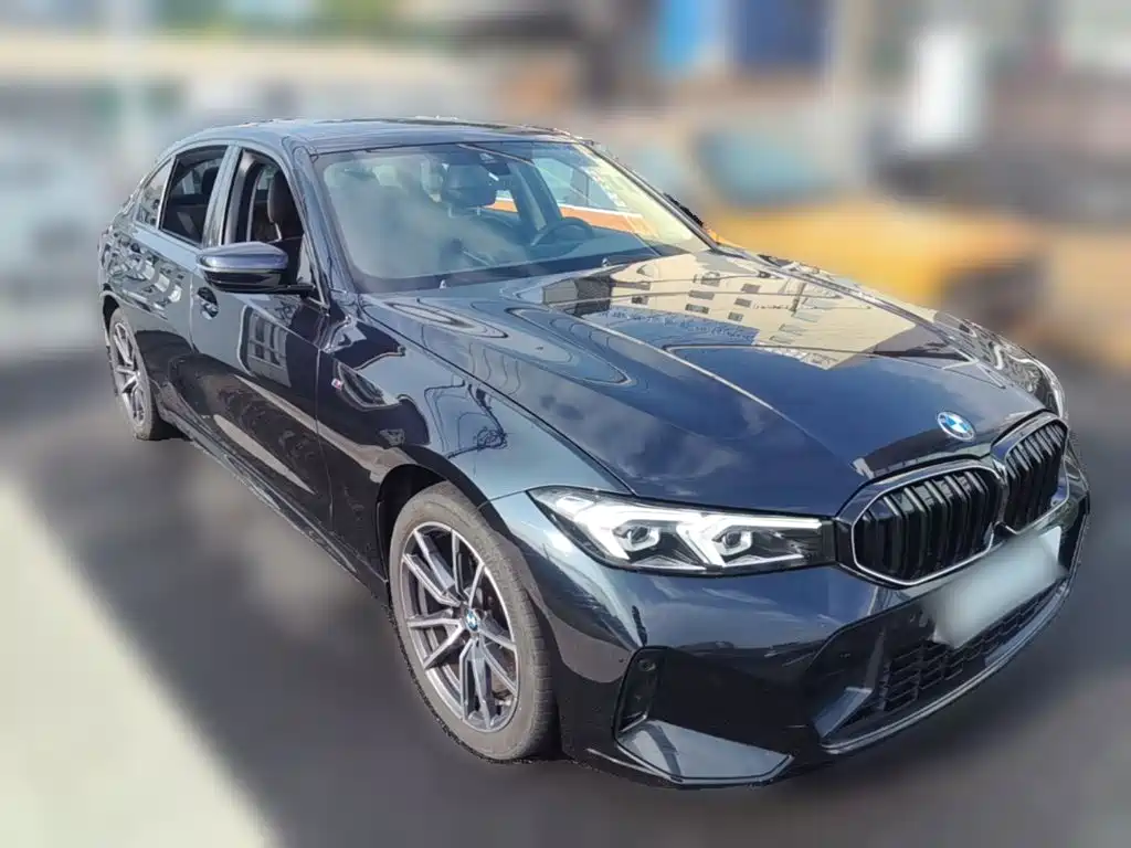 Photo 6 - BMW 3 Series
