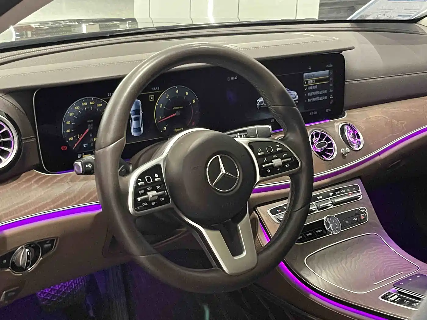 Mercedes-Benz E-Class 2019 Facelift E 300 L Luxury фото 6