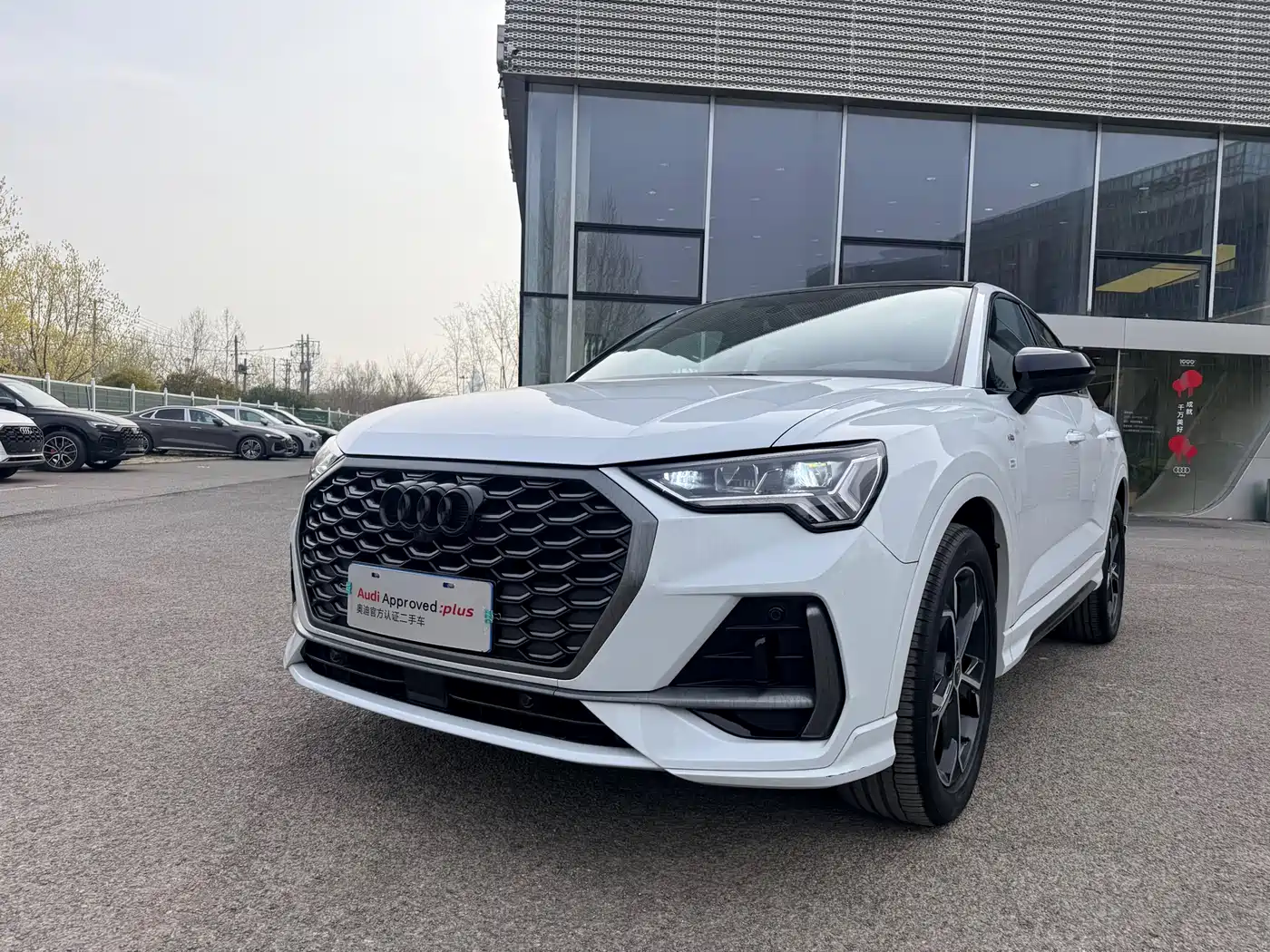Audi Q3 Sportback 2023 40 TFSI Fashion фото 2