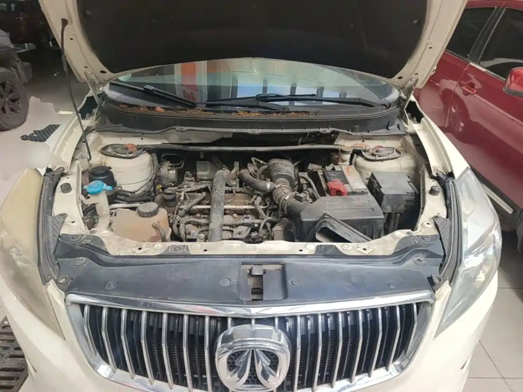 BAIC Weiwang S50 2017 2016 1.5T CVT Joy Elite