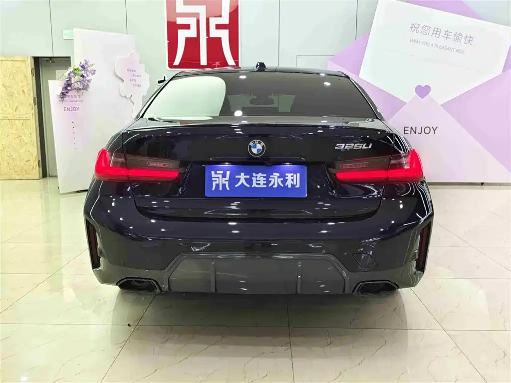 BMW 3 Series 2023 325Li M Sport Black Night Package фото 5